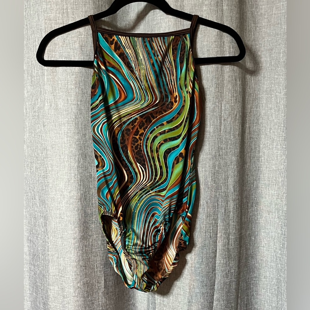 GK gymnastics leotard